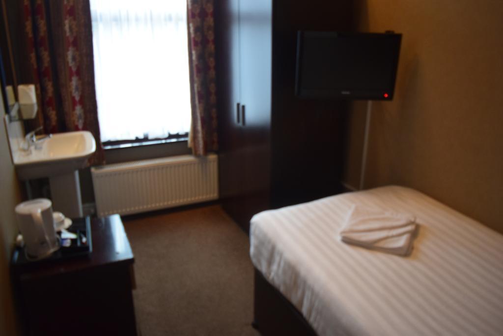 Hotel Rossmore